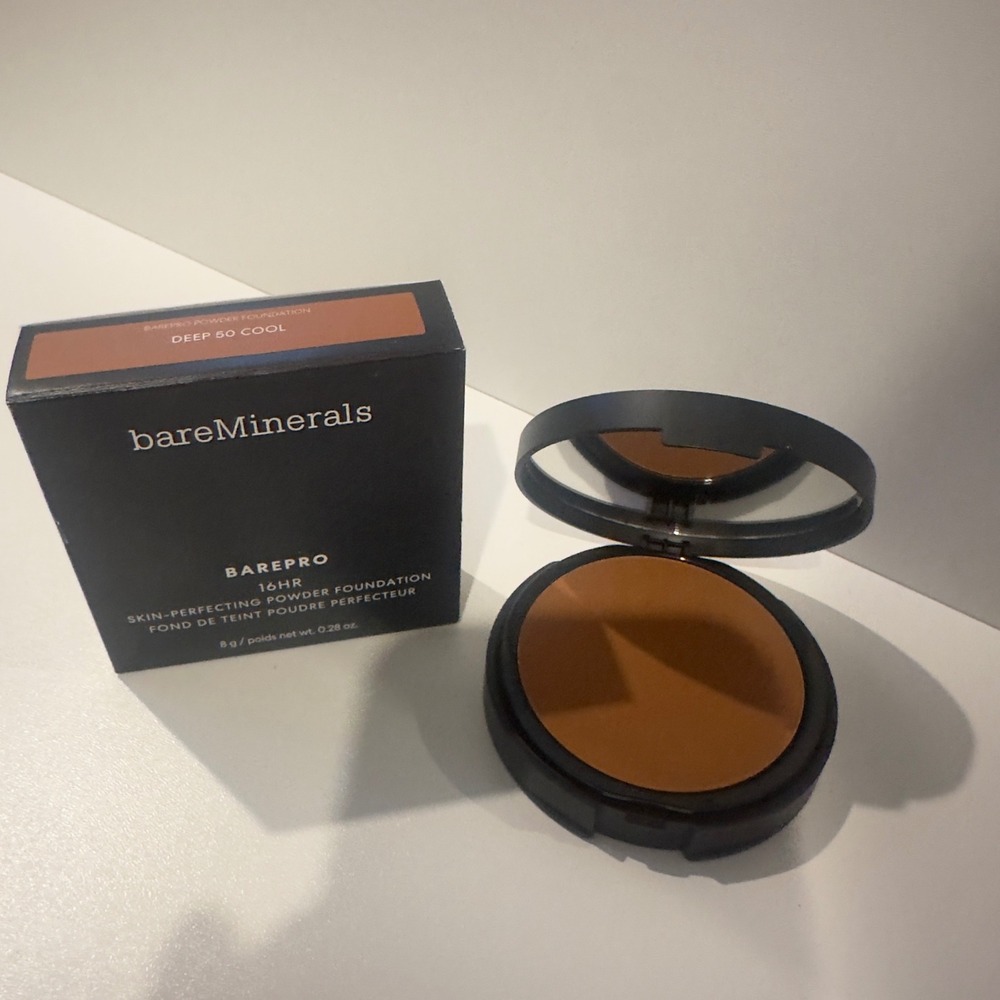 bareMinerals BAREPRO 16HR Powder Foundation Deep 50 Cool Matte 8g 0.28oz New